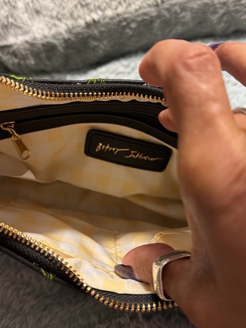 Betsey Johnson Black Shoulder Bag with White Daisy Embroidery - Picture 5 of 6